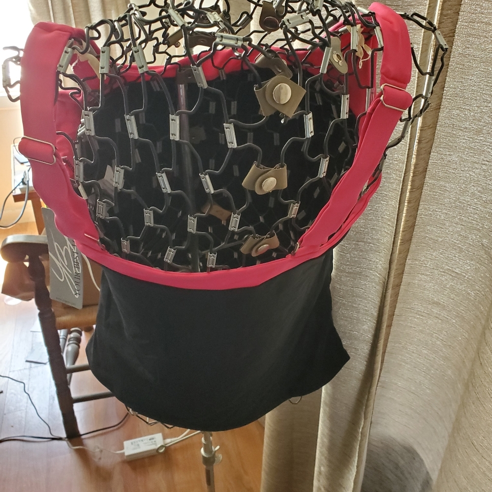 Swimsuit  top - Picture 2 of 3